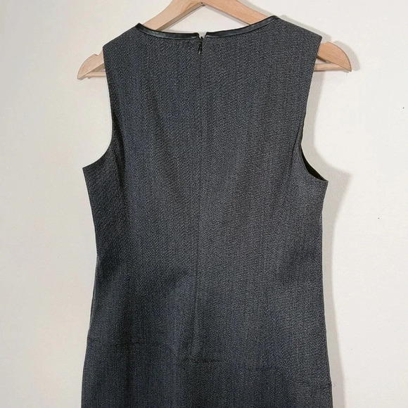 THEORY | WOOL BLEND SLEEVELESS DRESS - Picture 8 of 11
